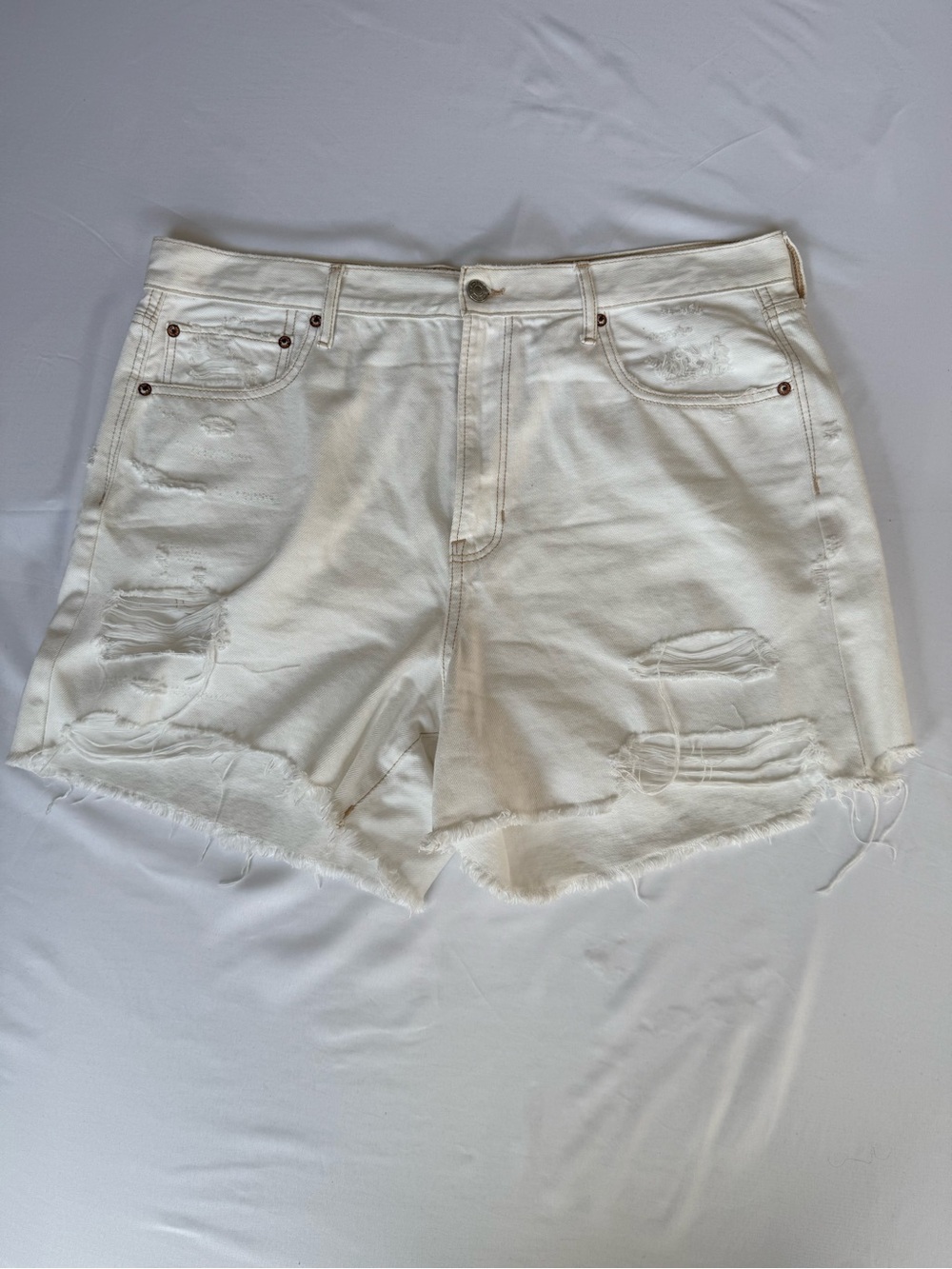 American Eagle Outfitters Off White Distressed Denim Shorts